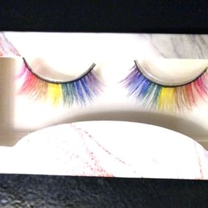 Mixed color lashes